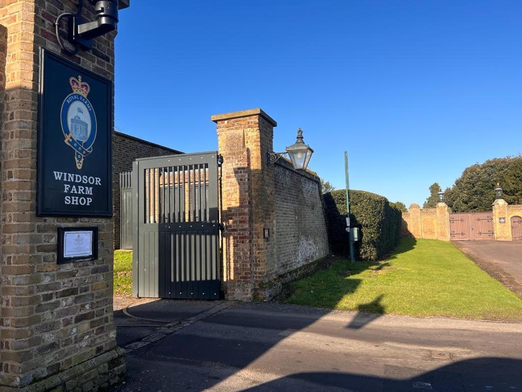 The Manor Hotel Hillingdon
