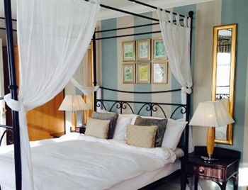 The Manor Hotel 3*