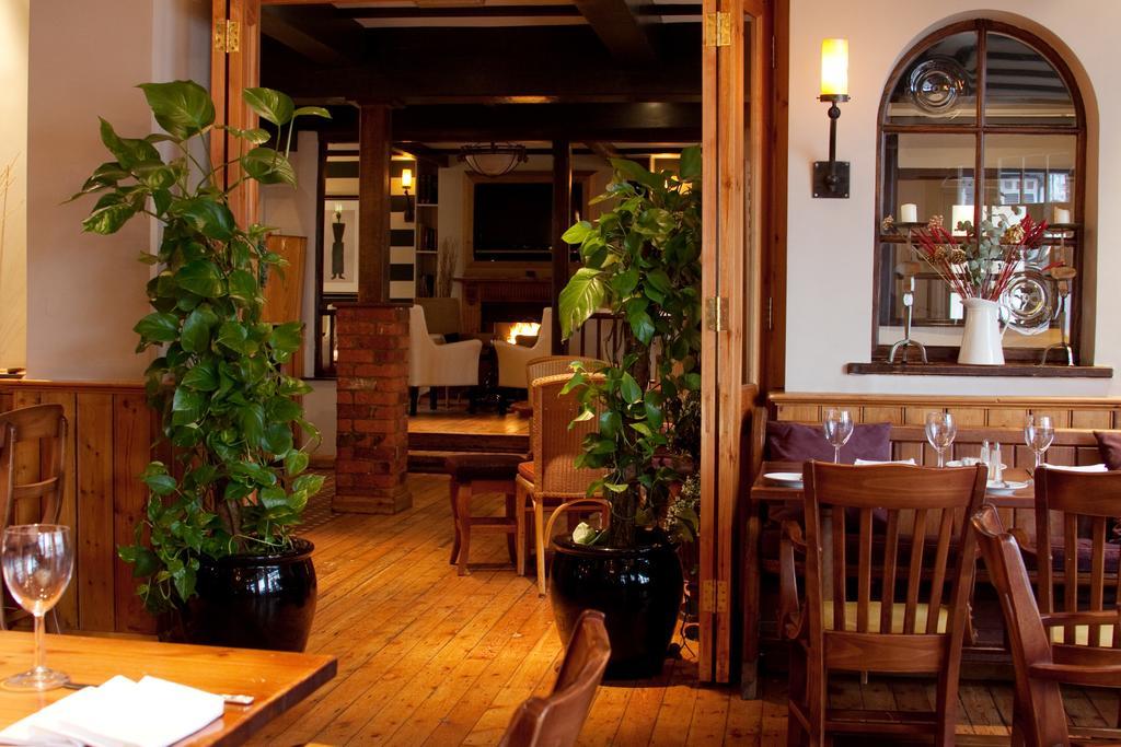 The Manor Hotel 3*